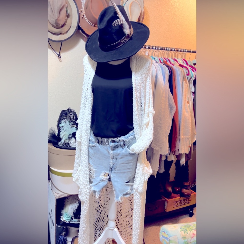 Women’s crochet duster